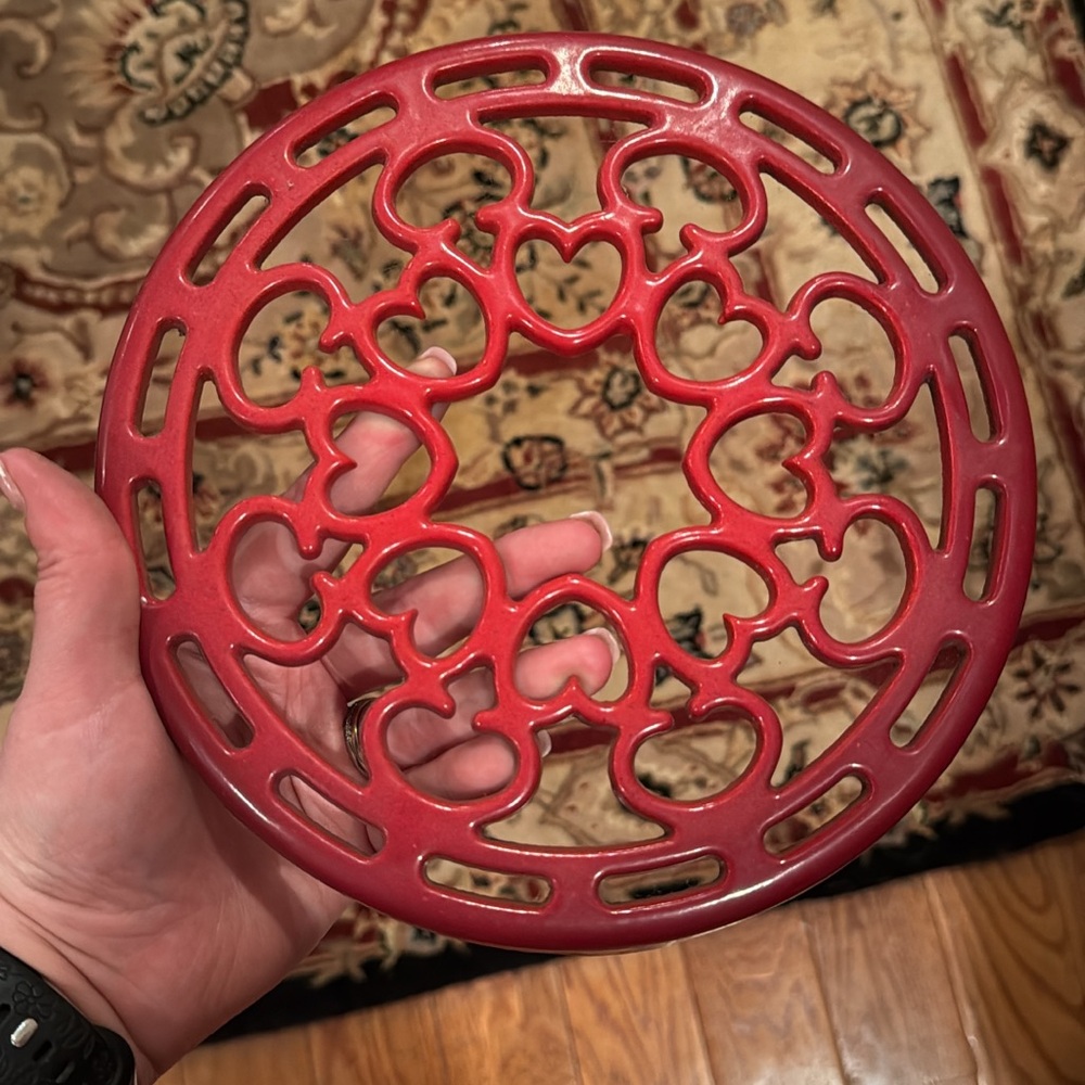 Red Heart Pattern Cast Iron Trivet - Kitchen Heat-Resistant Mat
